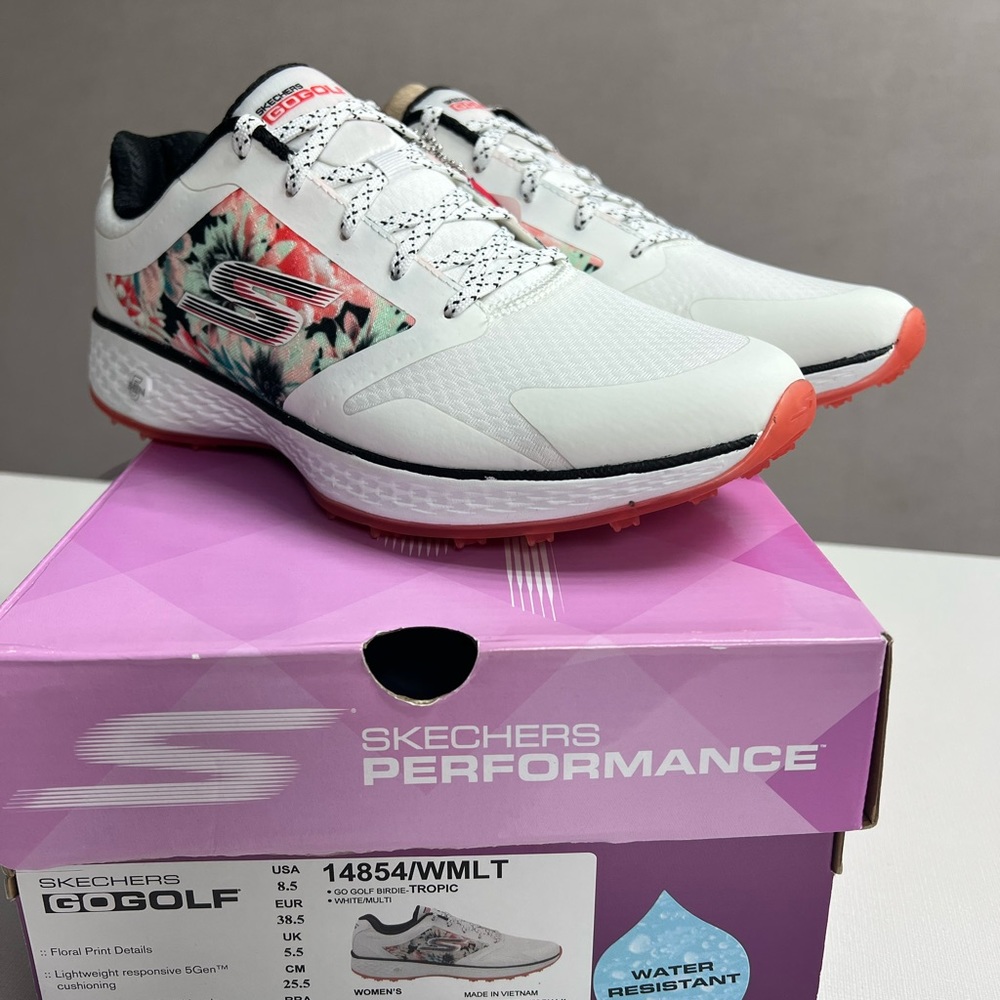 Sketchers GoGolf Shoes.  New with tags.